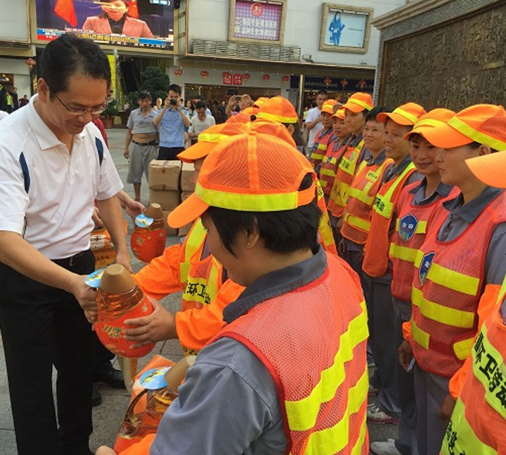 Caring more about sanitation workers in summer