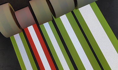 Flame retardant reflective fabric