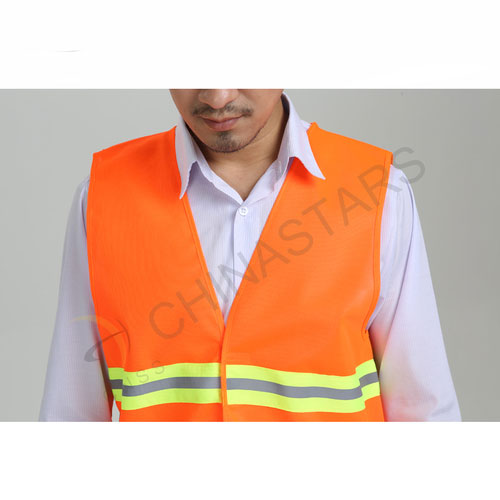 Hi-visibility vest with 2 horizontal reflective tape