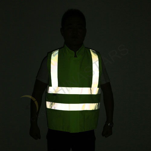 Fleece lined reflective vest 