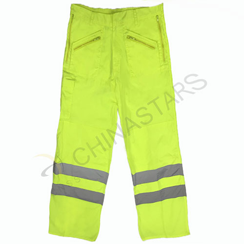 Reflective pants with multi-pockets