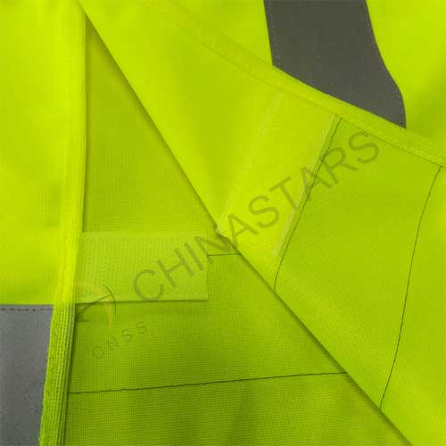 Reflective safety vest with cross reflective tape 