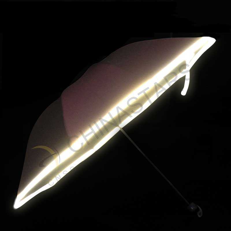 Sun Rain Three folding safety umbrella with reflective edge