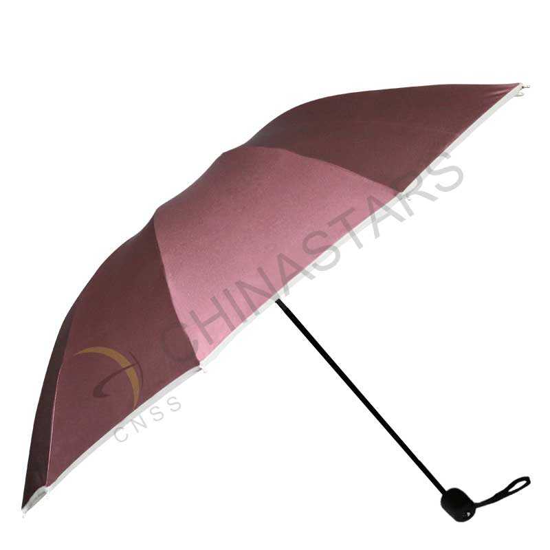 Sun Rain Three folding safety umbrella with reflective edge