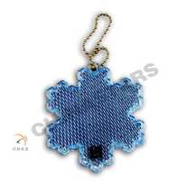 EN 13356 PVC snowflake reflective keychain