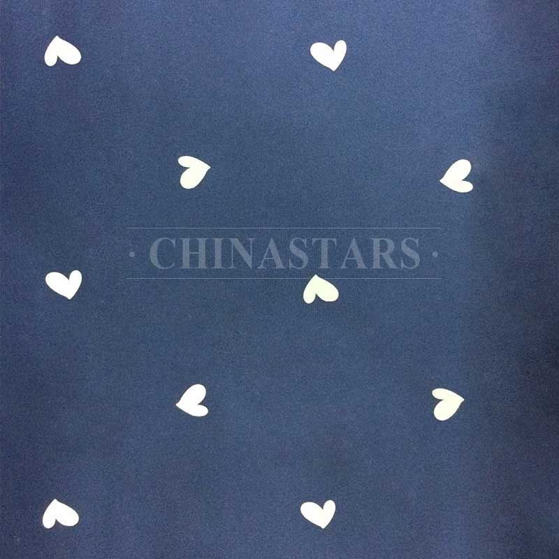 Reflective printing fabric with heart shape pattern