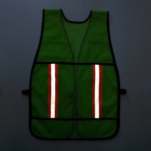 Fluorescent green mesh safety vest 