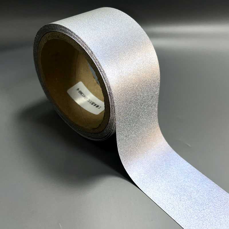 Cinta reflectante de lavado industrial certificada en plata para coser
