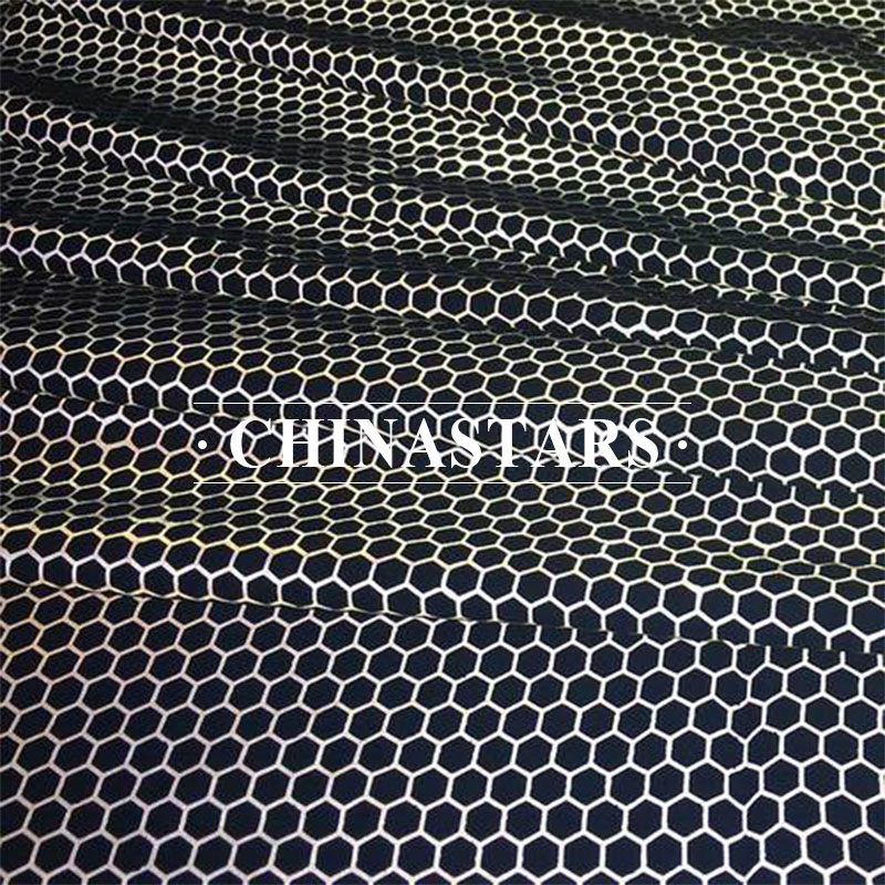 Reflective printing fabric with hexagon pattern