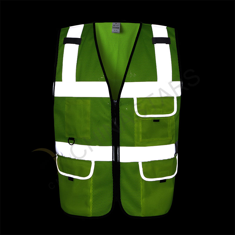 Yellow reflective vest with multifunctional pockets