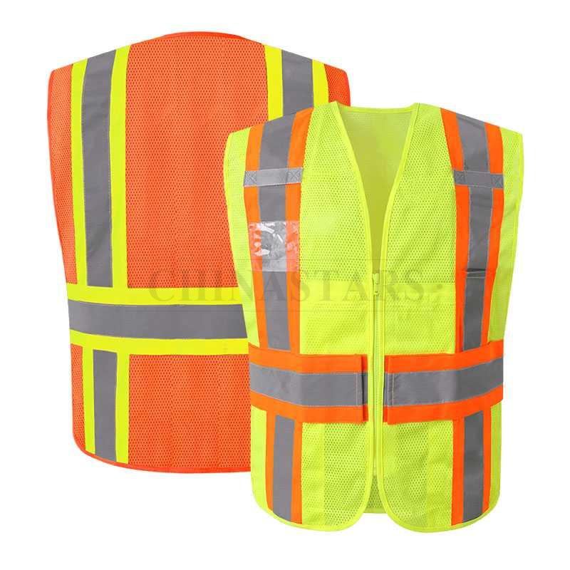 High visibilty reflective vest with pockets