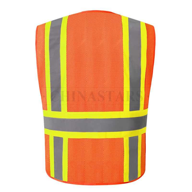 High visibilty reflective vest with pockets