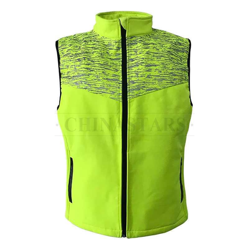 running high visibility vest with zipper closure