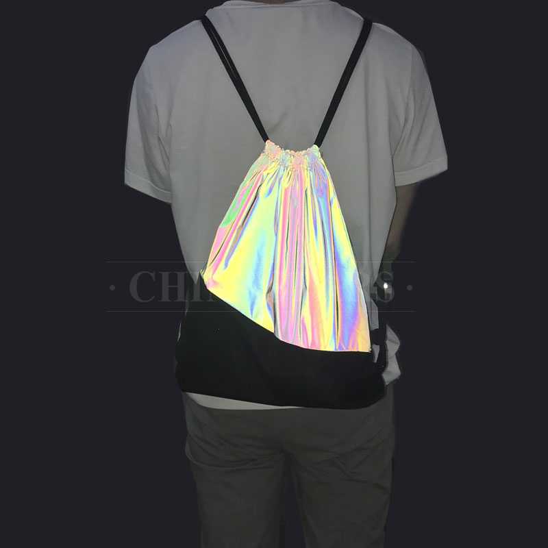 Mochila con cordón reflectante arcoíris