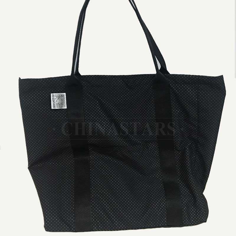 Iridescent reflective-print tote bag with dots pattern