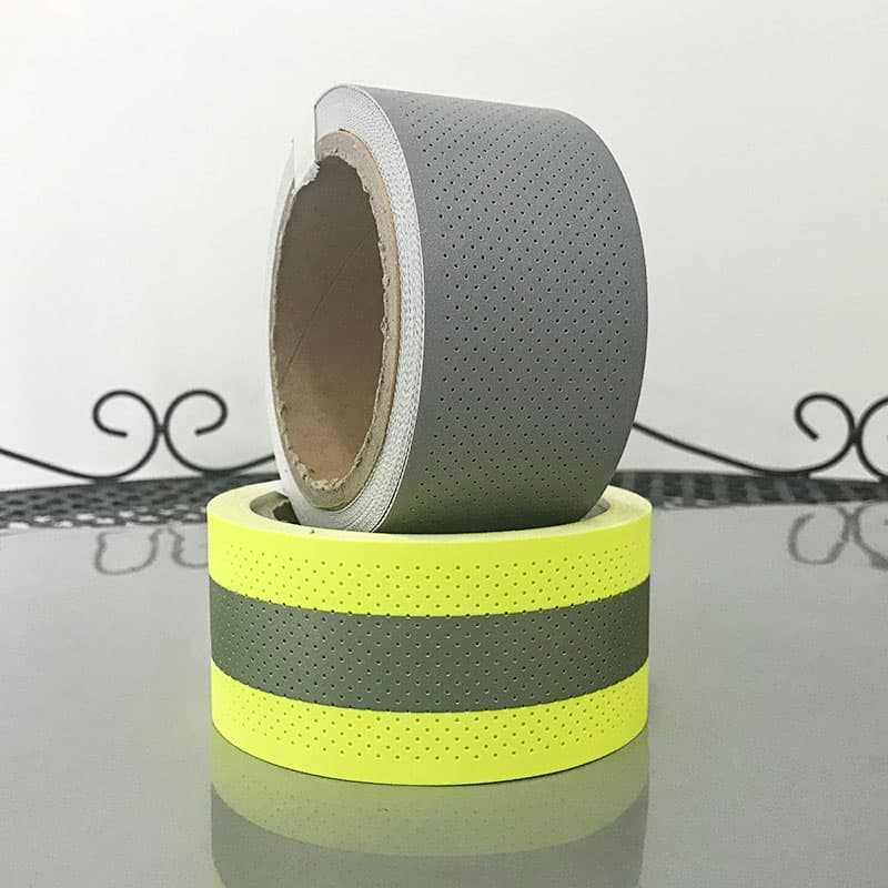 Nastro riflettente ignifugo argento perforato