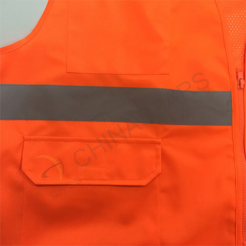 EN ISO 20471 orange safety vest with mesh fabric