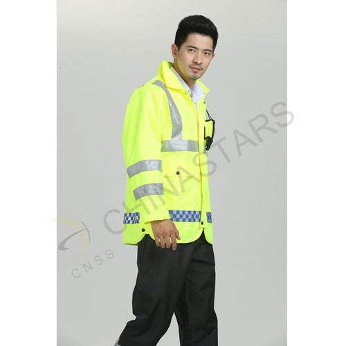  Highly reflective raincoat with mesh inner for workers