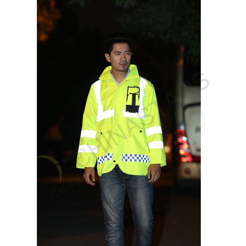  Highly reflective raincoat with mesh inner for workers