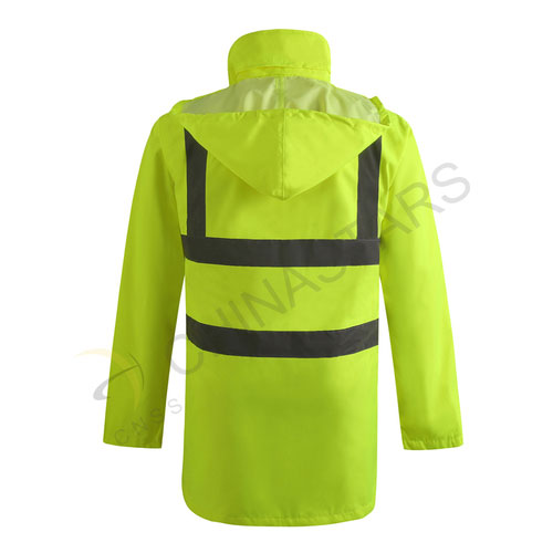 Weatherproof reflective raincoat with mesh lining