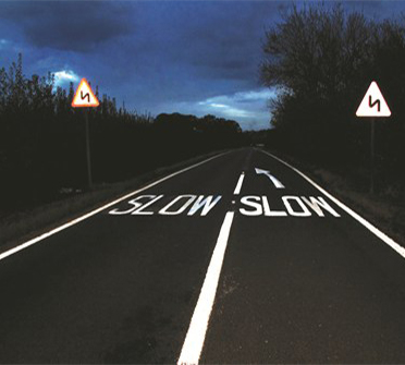 Importance of reflective traffic signs