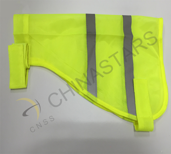 Reflective safety vest keep dogs safer