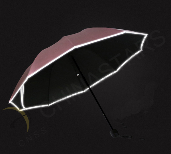 Umbrella with reflective edge
