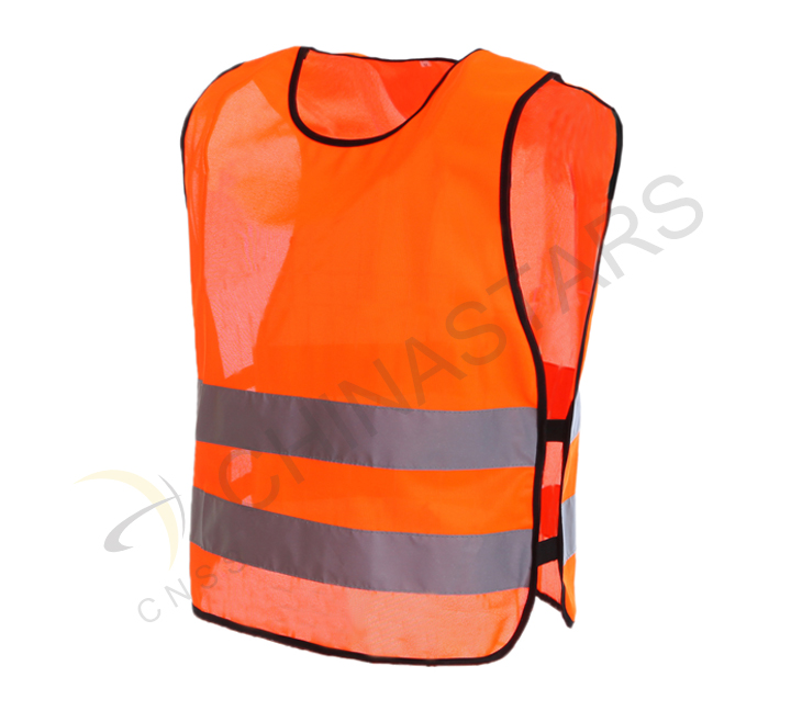 Reflective vest enhance safety of school students