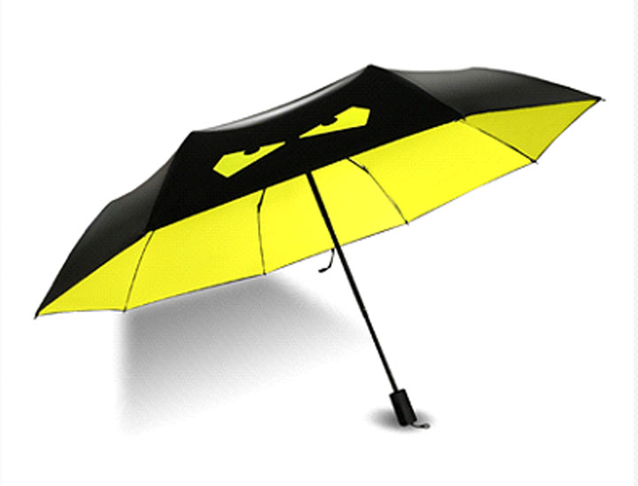 Reflective design: Make Your Umbrellas Visible and Fashionable