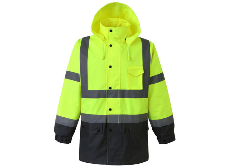 How to work with reflective fabric for rain suits