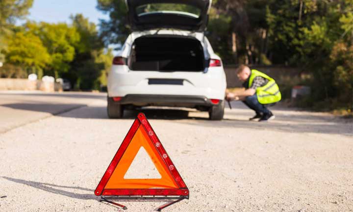 How to call roadside assistance