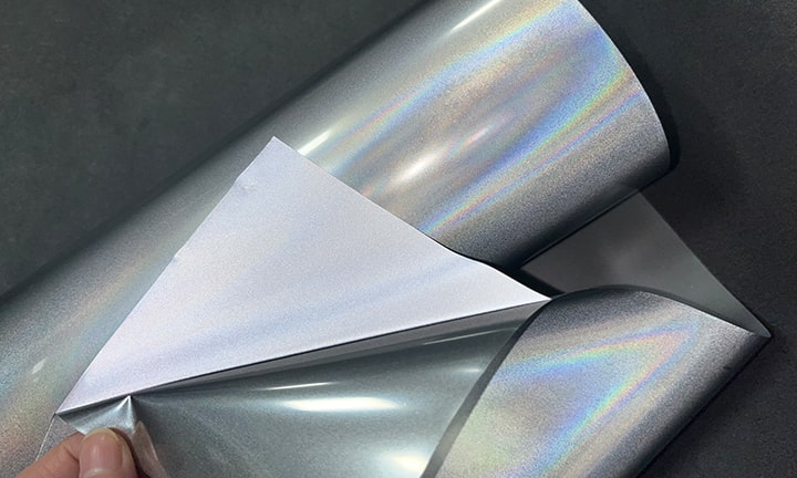 Brilla con vinilo reflectante para planchar: aumenta la visibilidad y capta la atención